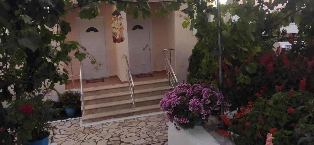 Vasil Rooms Лукове Экстерьер фото